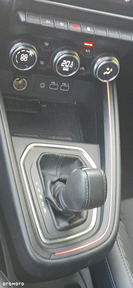 Renault Clio - 24