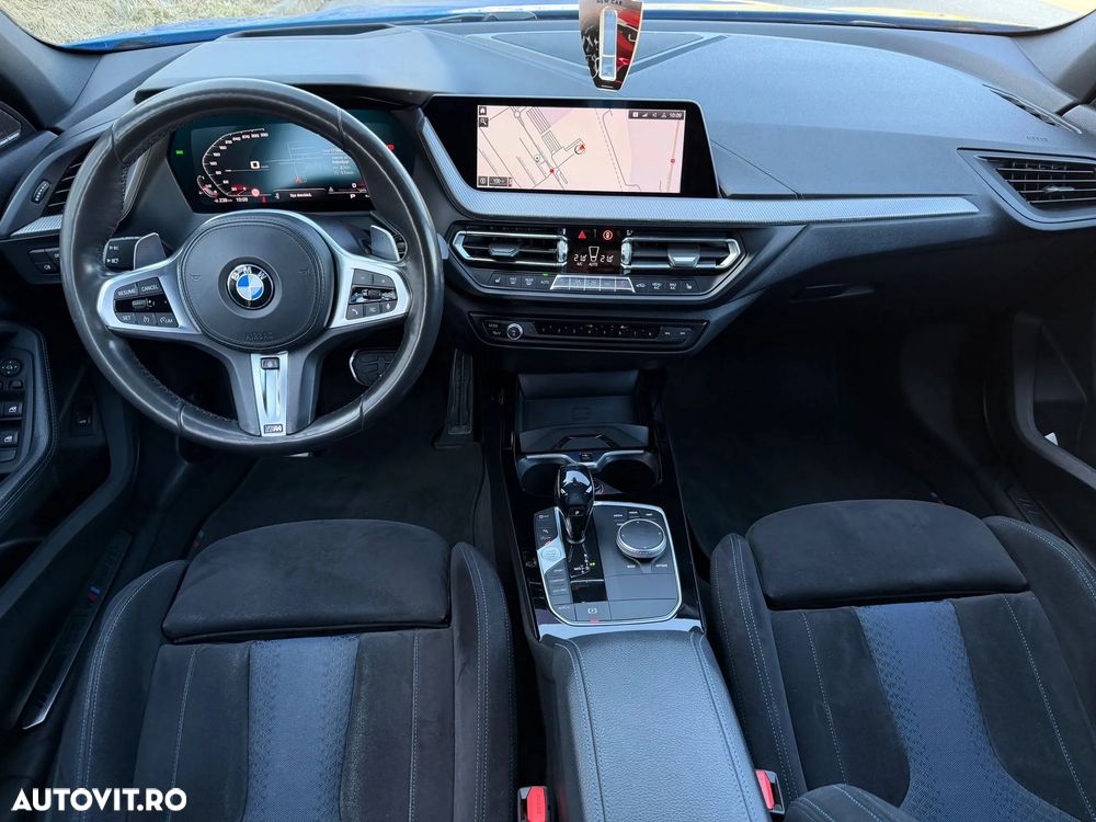 BMW M1 M135i xDrive AT - 11