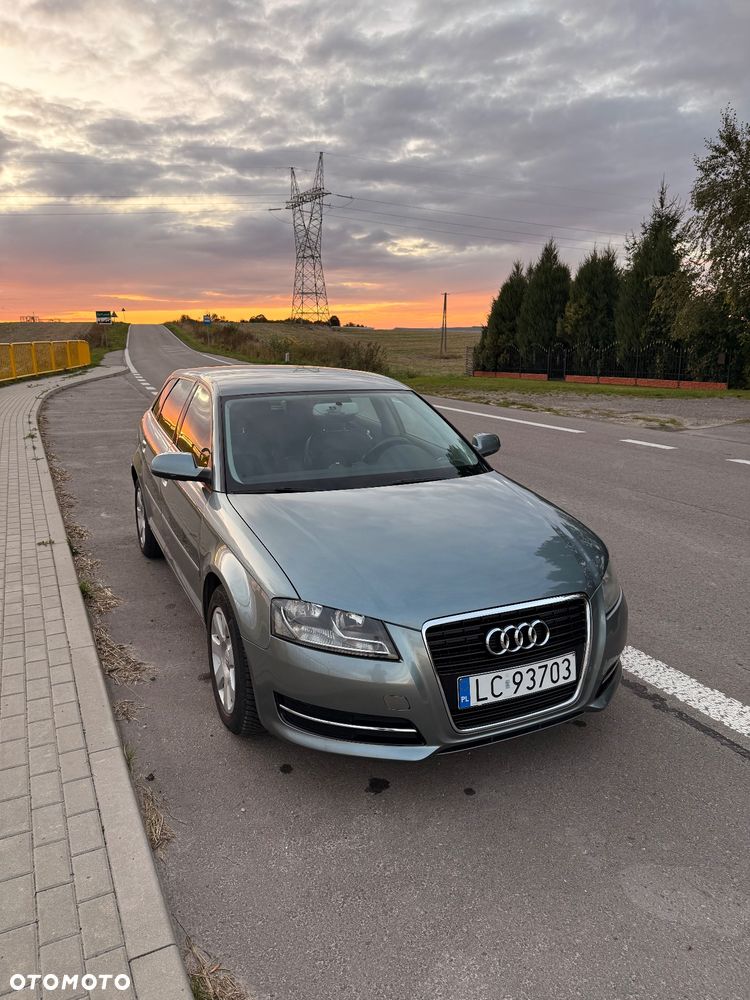 Audi A3 Sportback - 3