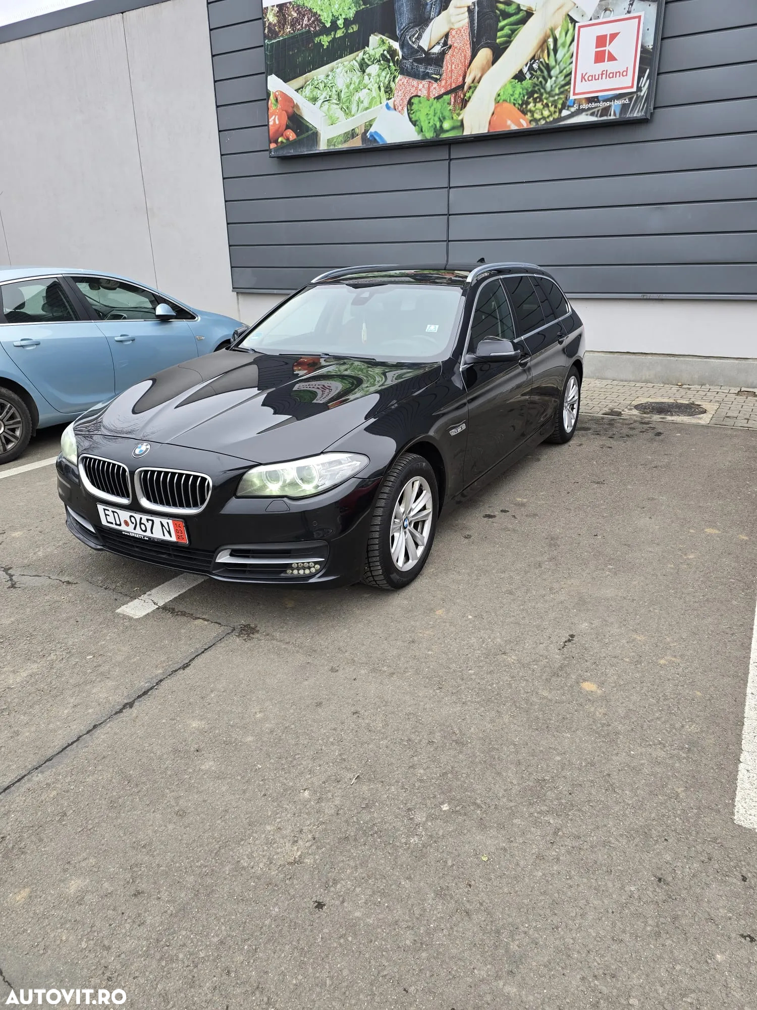 BMW Seria 5 520d Touring - 17