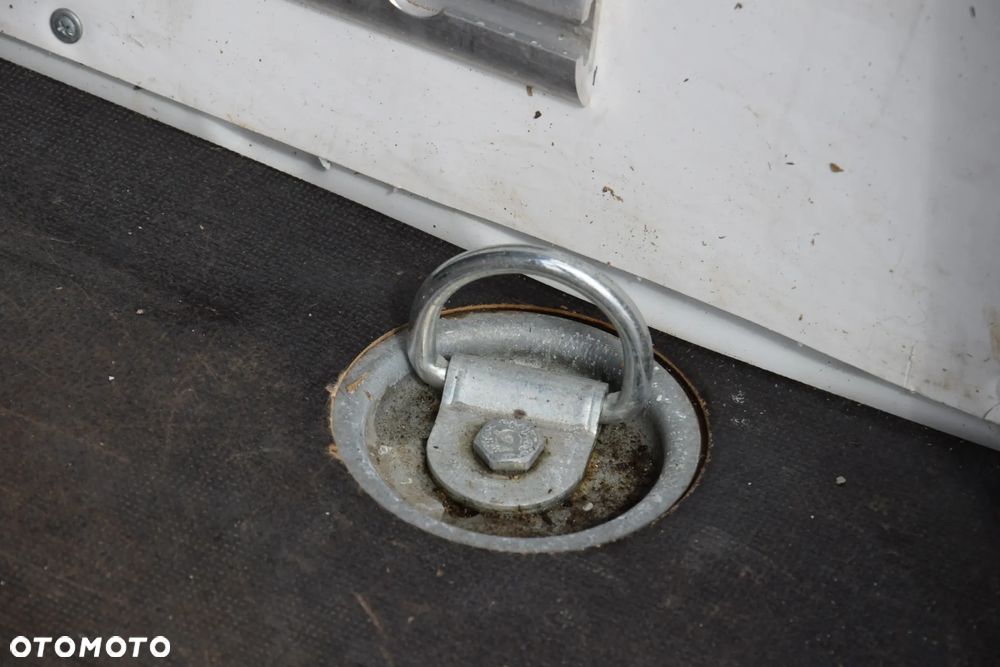 Iveco DAILY MAXI 35S16 / 2.3 - 160 KM / AUTOMAT HI-MATIC / NOWY MODEL / 3 OSOBY / DOSTAWCZE / BLASZAK / KLIMA / 2023 / SERWISOWANY / SPROWADZONY Z NIEMIEC - 23