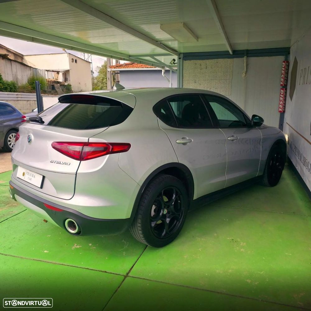 Alfa Romeo Stelvio 2.2 D Super AT8 - 4