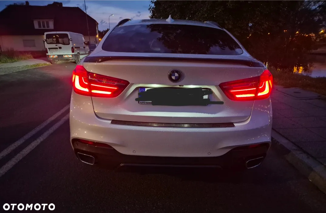 BMW X6 xDrive40d - 14