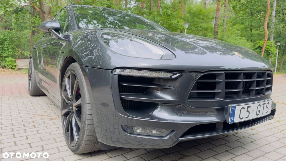 Porsche Macan - 31