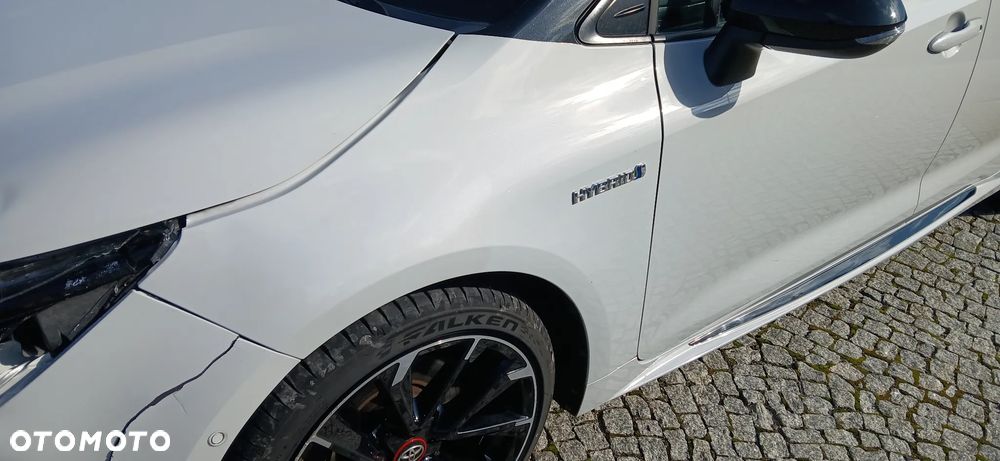 Toyota Corolla 2.0 Hybrid GR Sport - 3