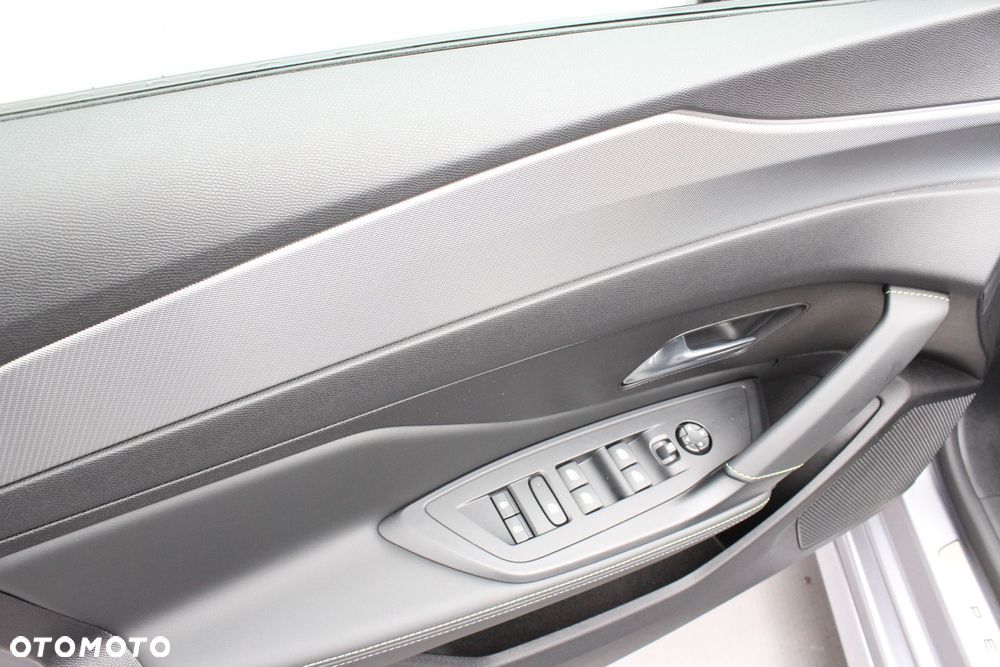 Peugeot 308 - 15