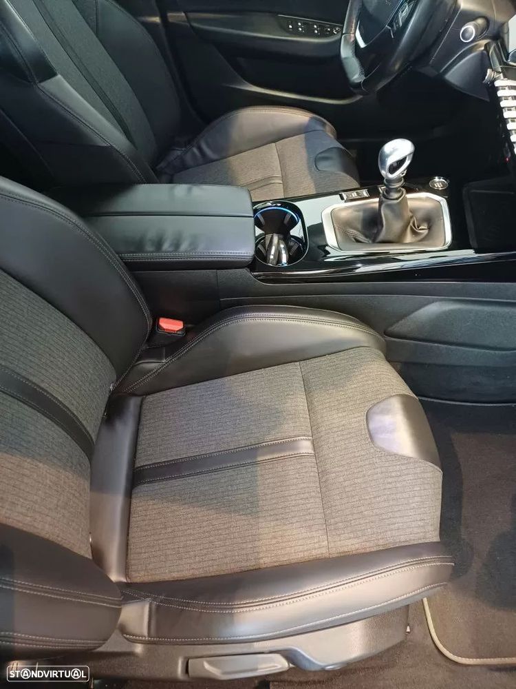 Peugeot 508 SW 1.5 BlueHDi Allure - 14