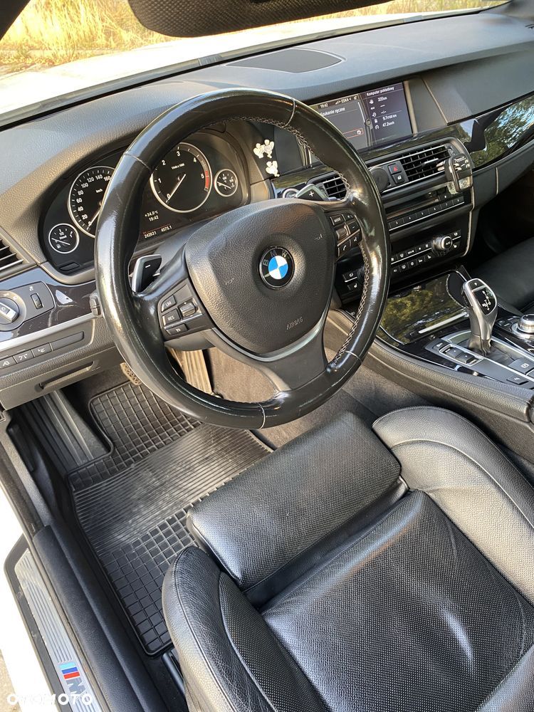 BMW Seria 5 - 24
