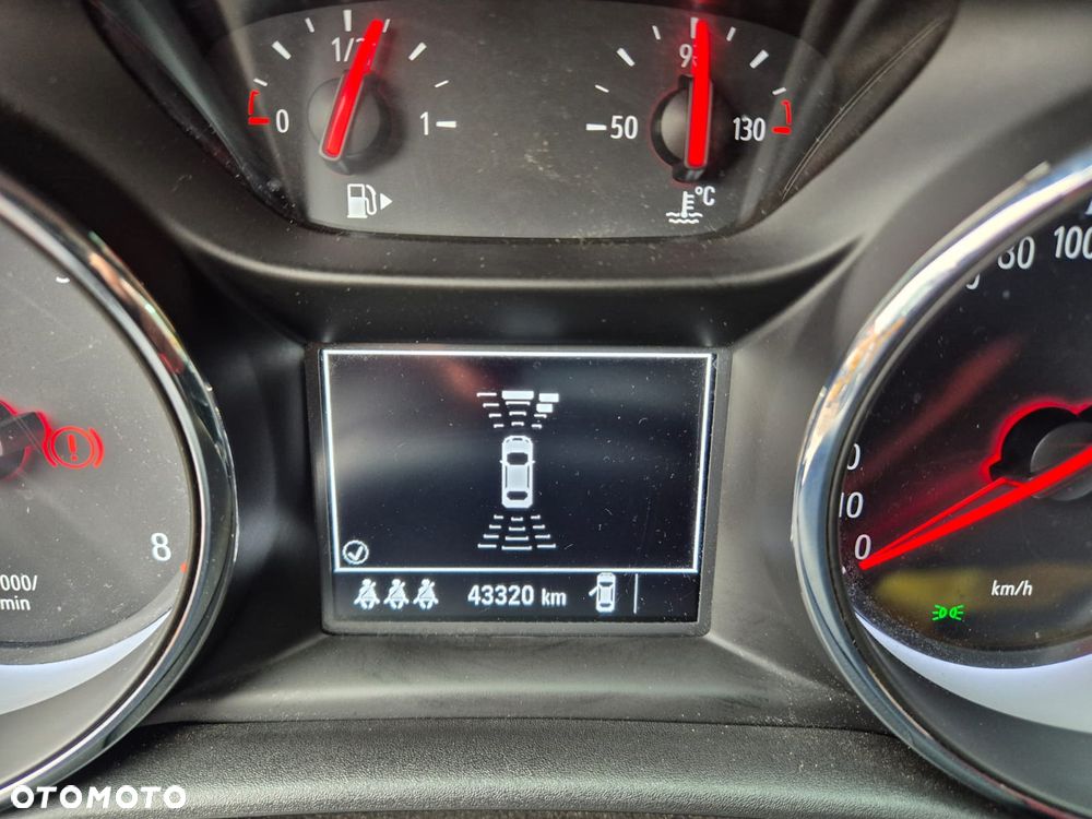 Opel Astra 1.4 T Elite S&S - 26