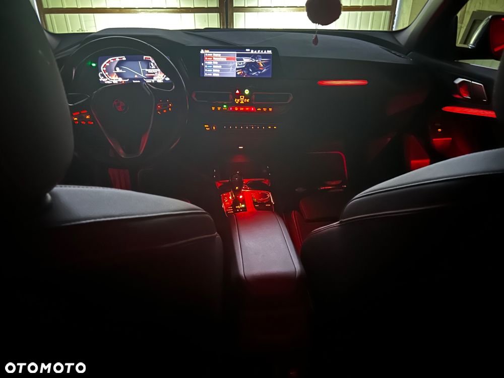 BMW Seria 1 118i Sport Line - 34