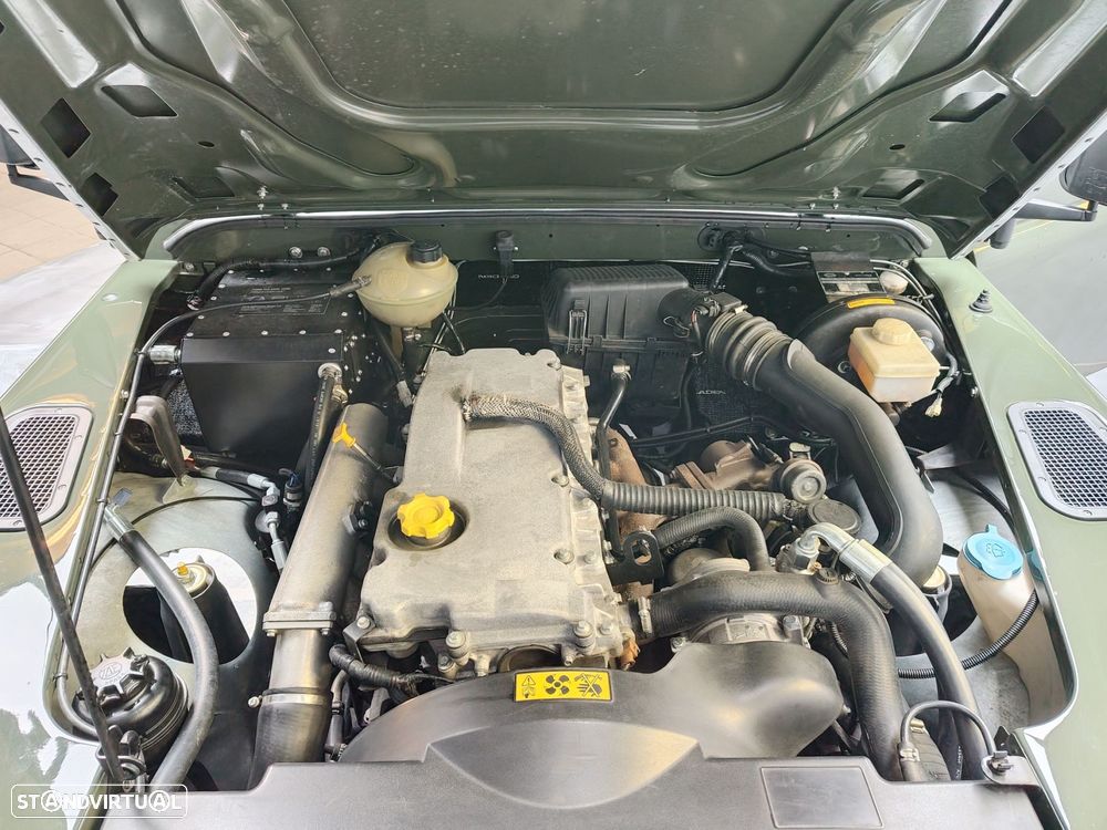 Land Rover Defender 130 - 22