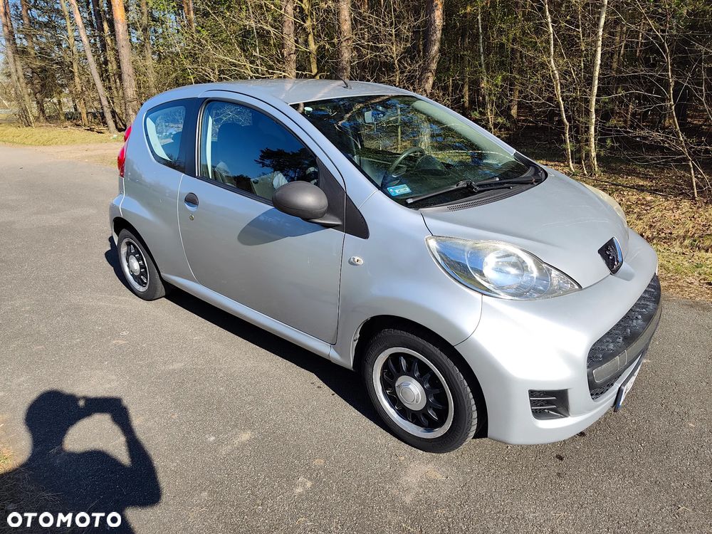 Peugeot 107 1.0 Happy Euro5 - 12