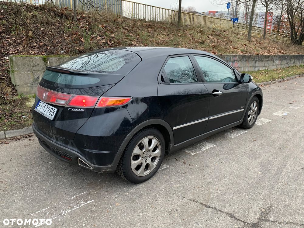 Honda Civic 1.8 Executive - 4