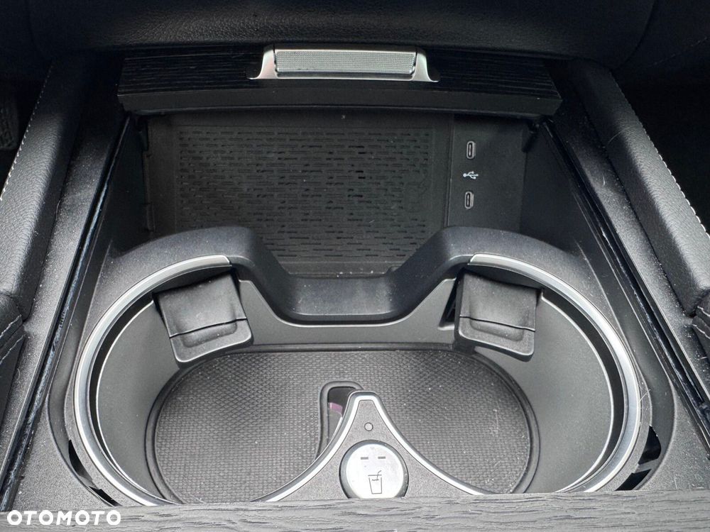 Mercedes-Benz GLE - 28