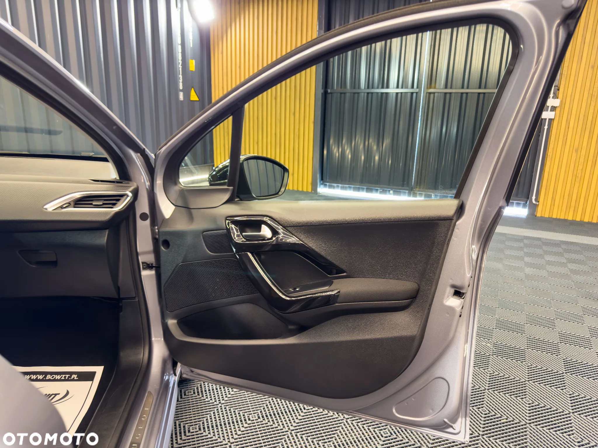Peugeot 208 PureTech 82 Start & Stop Style - 20