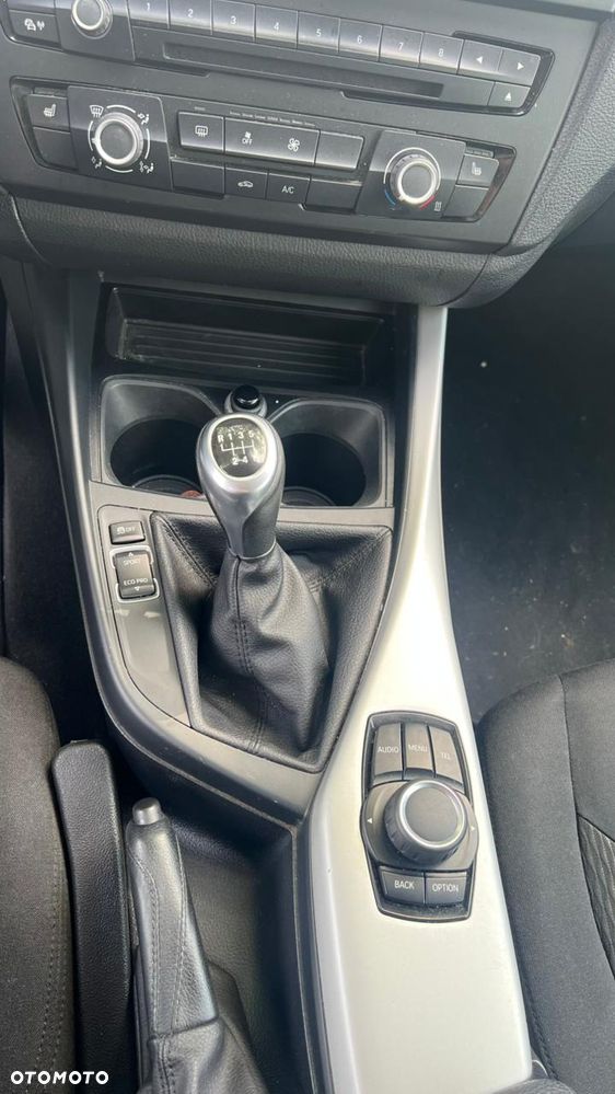 BMW Seria 1 116i - 9