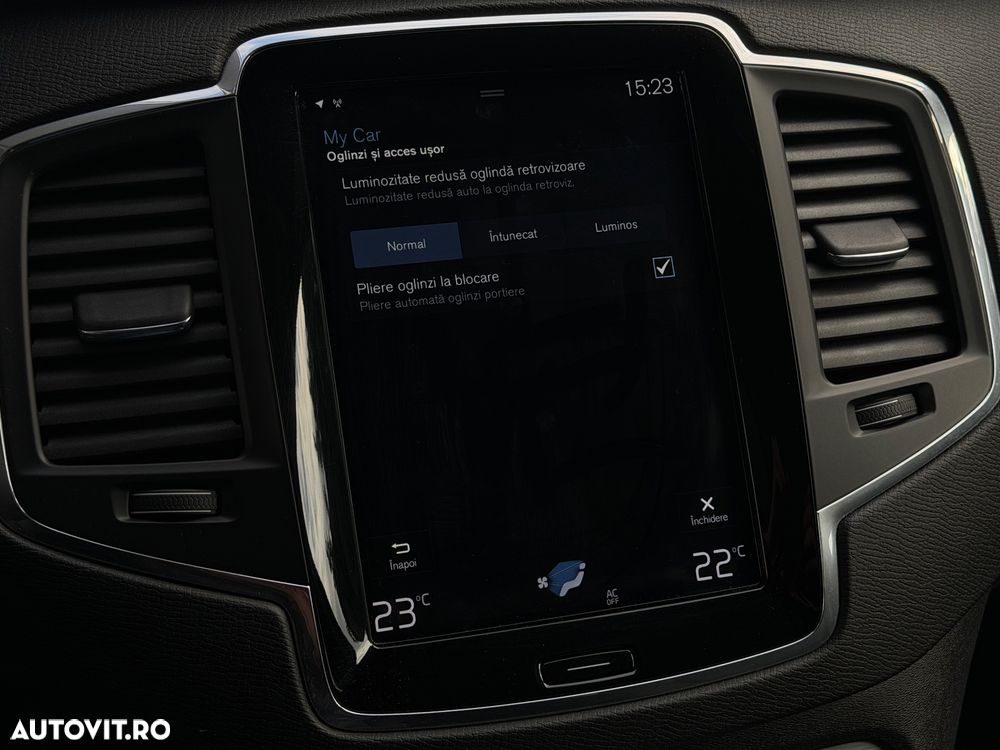 Volvo XC 90 D5 AWD Geartronic Momentum - 35