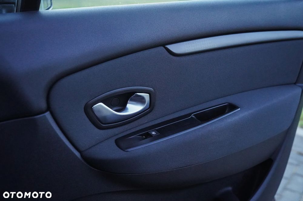 Renault Scenic - 30