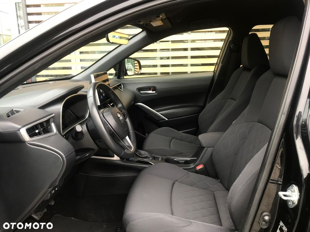 Toyota Corolla Cross 2.0 Hybrid Comfort - 15