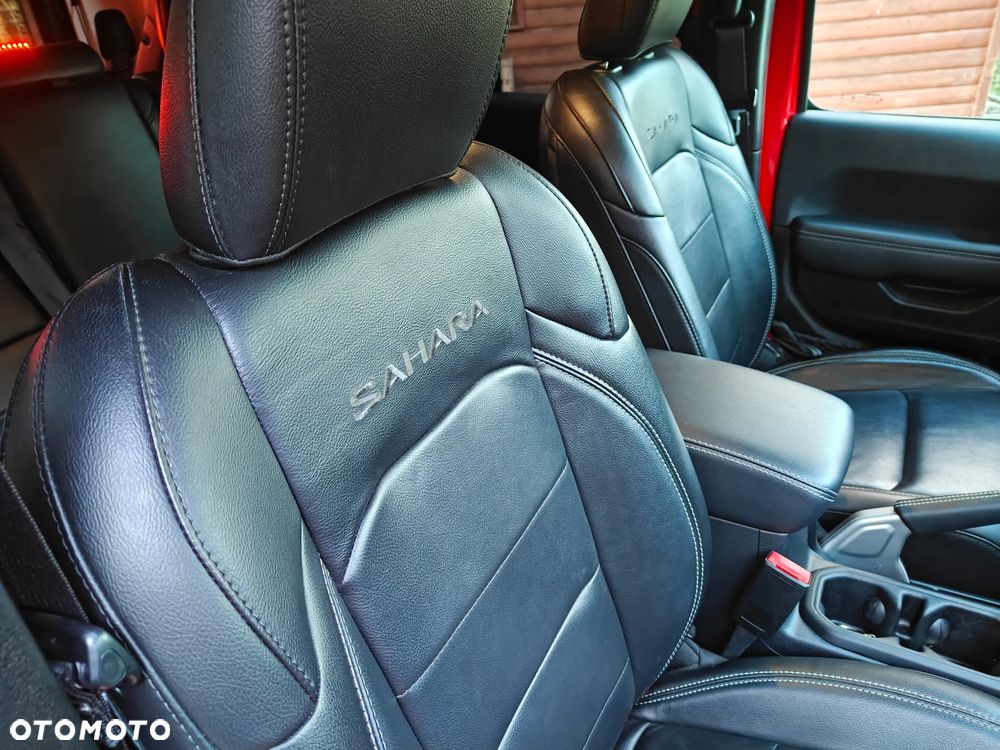 Jeep Wrangler 2.0 PHEV Hardtop AWD Automatik Sahara - 23