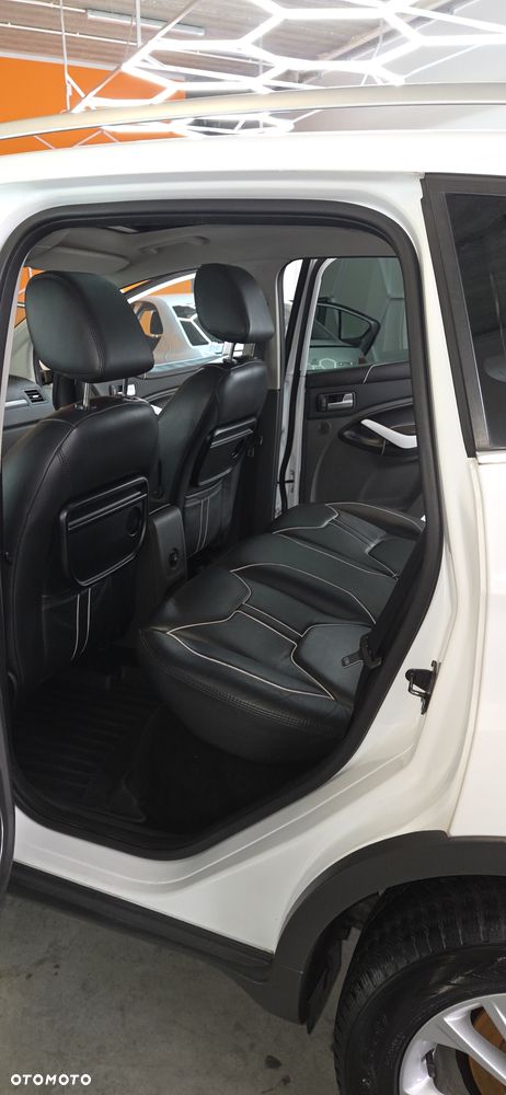 Ford Kuga 2.0 TDCi 4x4 Titanium - 2