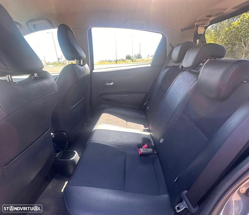 Toyota Yaris 1.5 HSD Sport+P.Luxury - 14
