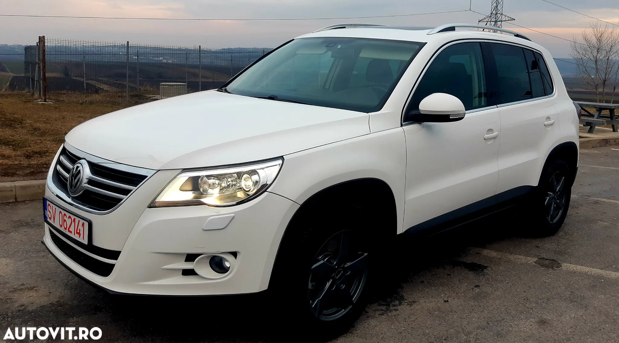 Volkswagen Tiguan 2.0 TDI 4Motion DSG Sport & Style - 12