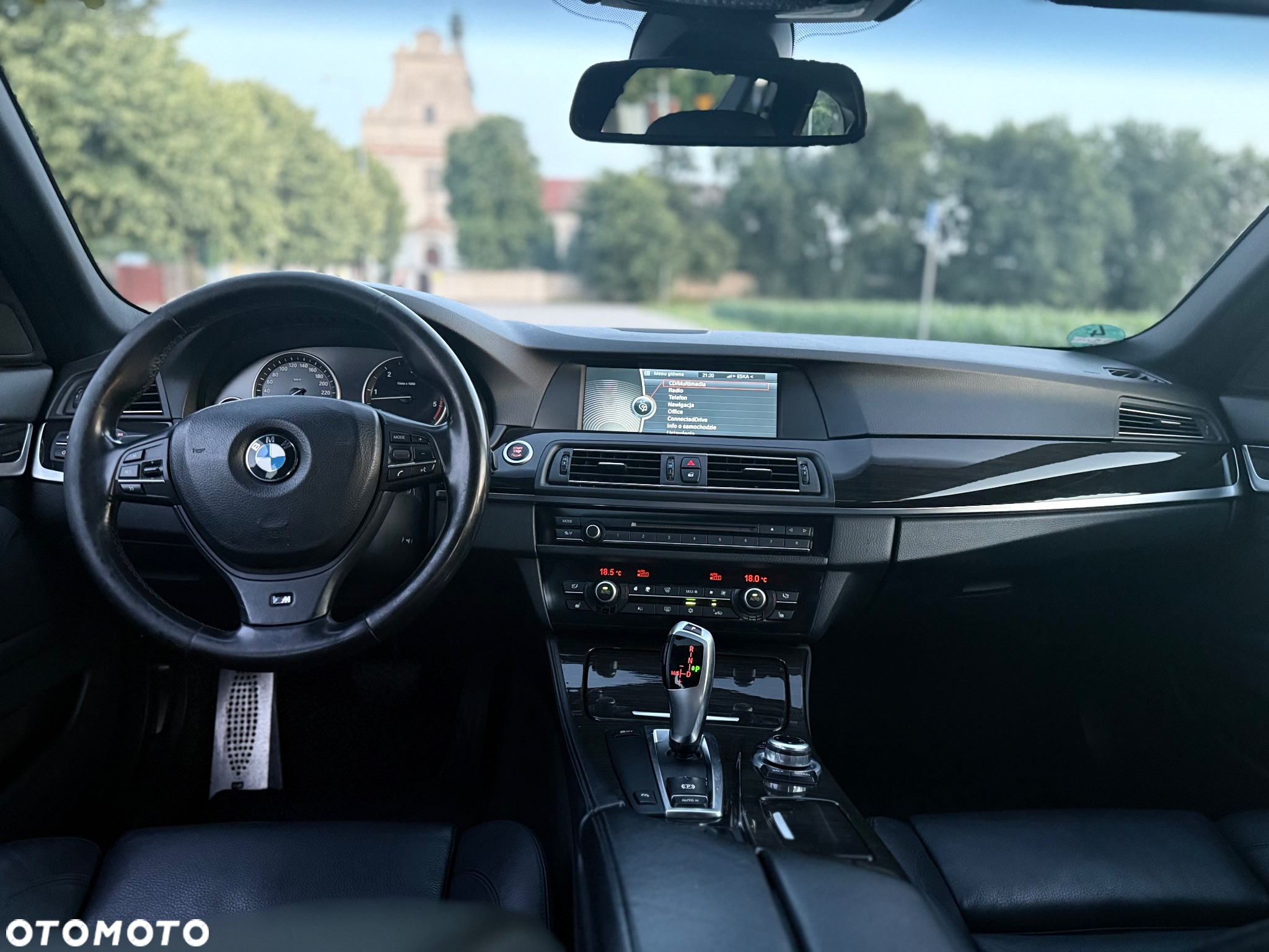 BMW Seria 5 525d Touring - 8