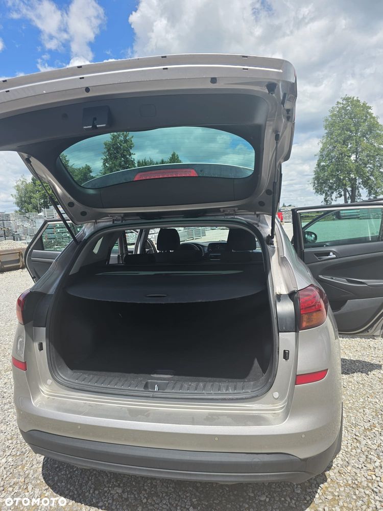 Hyundai Tucson 1.6 GDi Comfort 2WD - 12