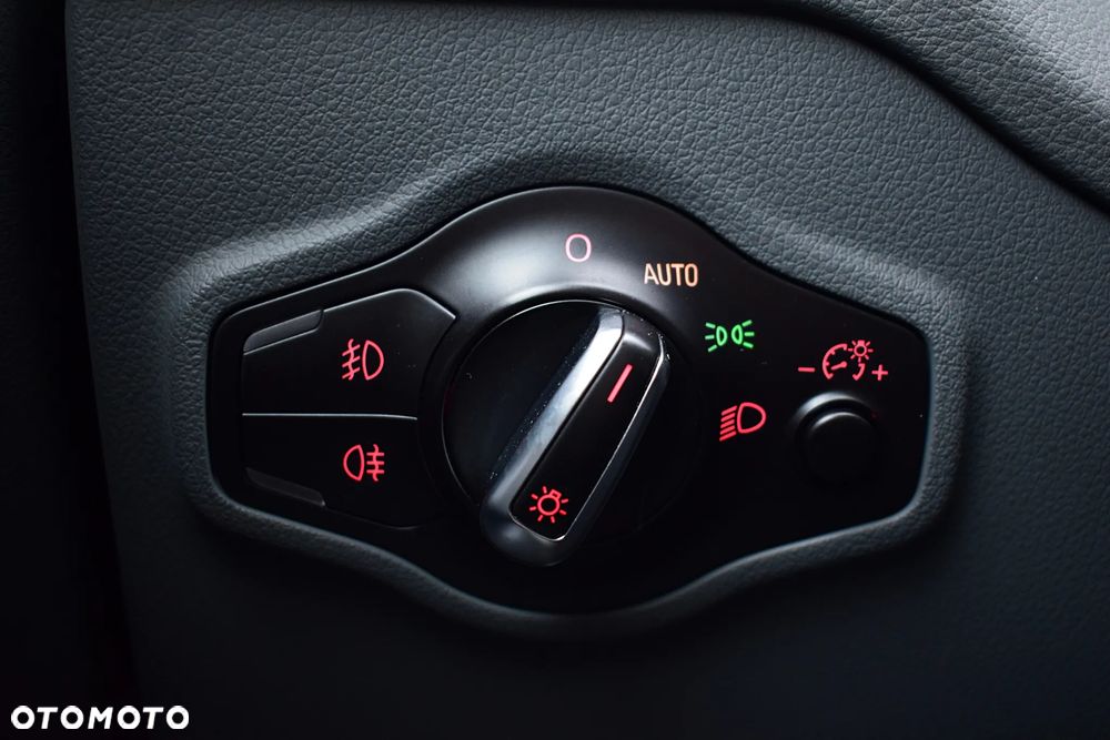 Audi Q5 2.0 TDI Quattro S tronic design - 21