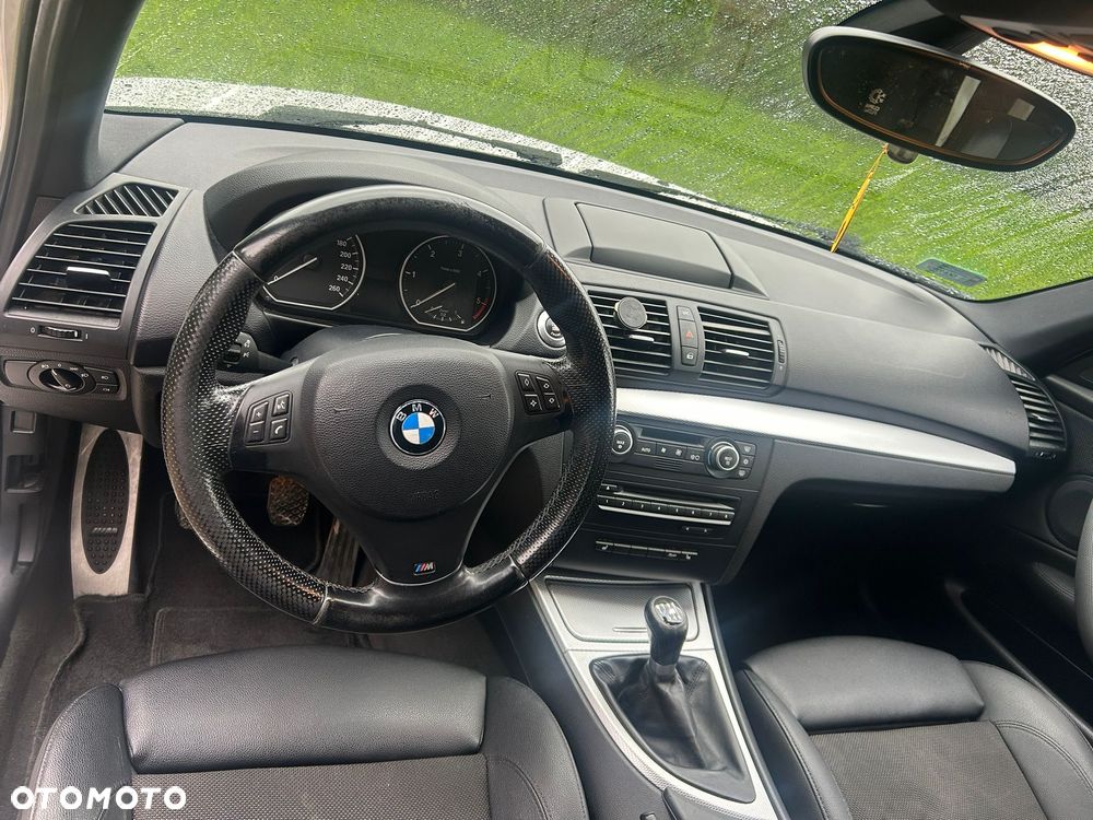BMW Seria 1 120d DPF Edition Sport - 10