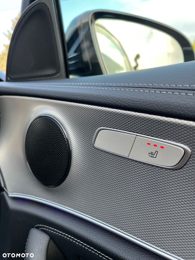 Mercedes-Benz Klasa E 220 d 9G-TRONIC - 16