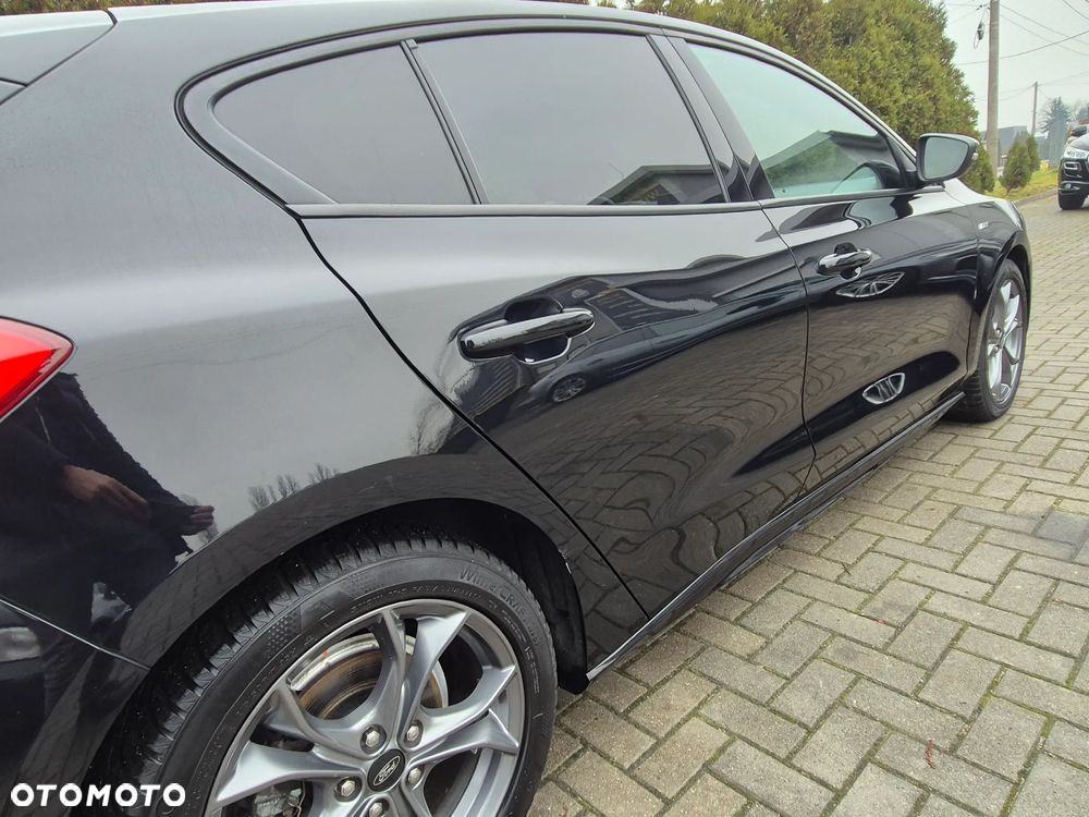 Ford Focus 1.5 EcoBlue STart-Stopp-System ST-LINE - 22