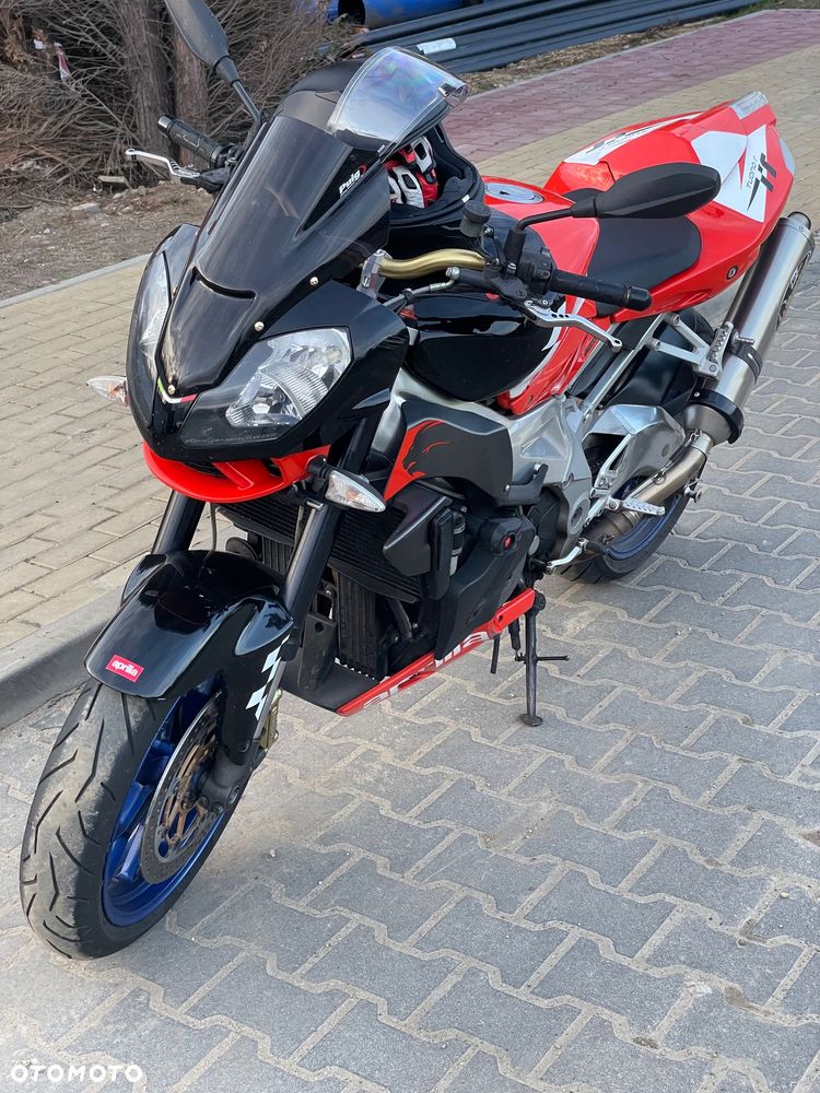 Aprilia Tuono - 1