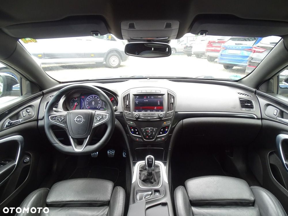 Opel Insignia - 18