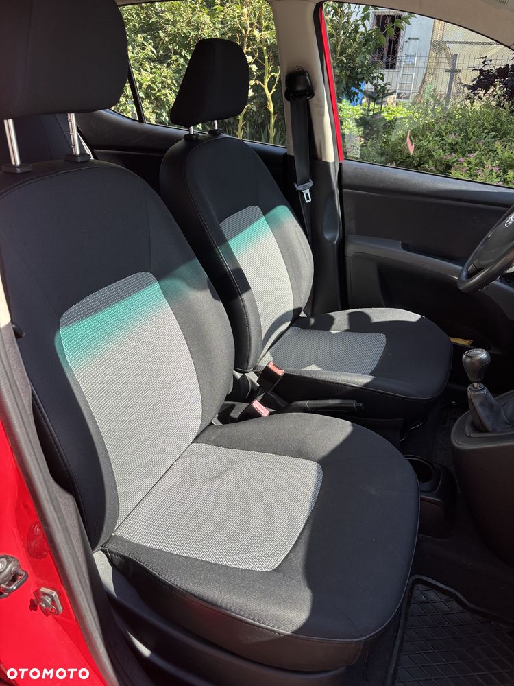 Hyundai i10 1.1 Comfort - 10