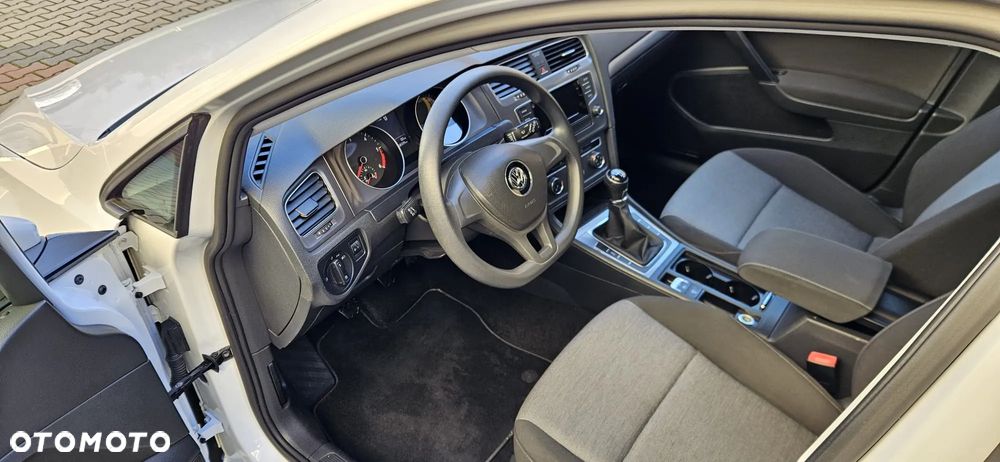 Volkswagen Golf 1.6 TDI BMT Comfortline - 5