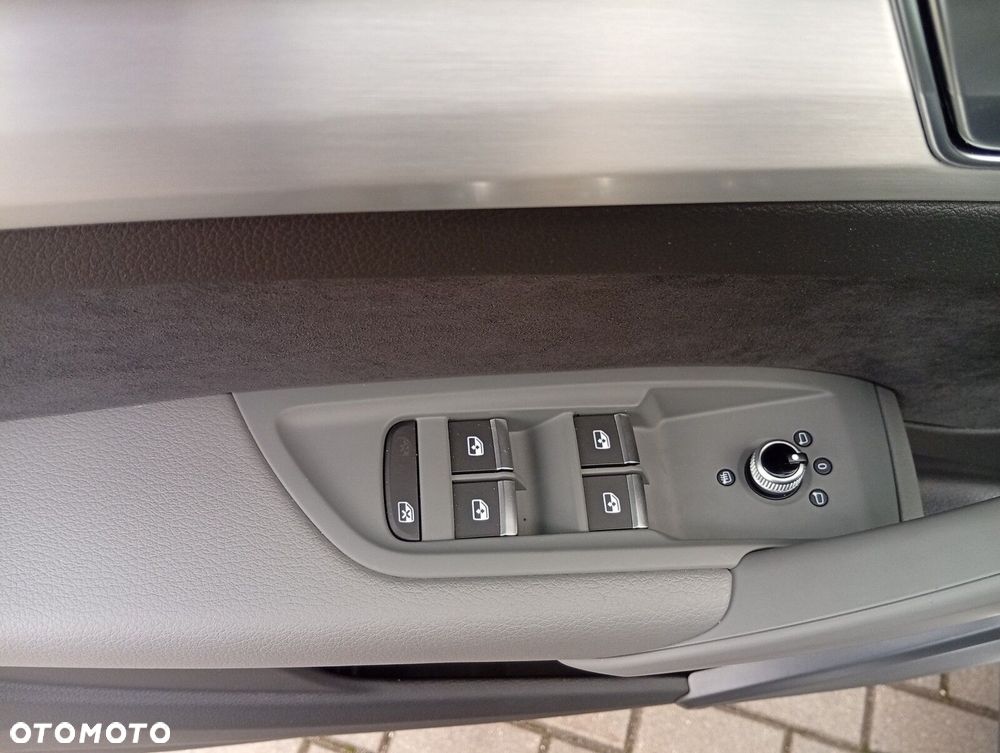 Audi Q5 Sportback - 18