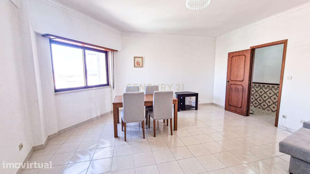 Apartamento T3 em Queluz, Sintra com Vista - Grande imagem: 2/24