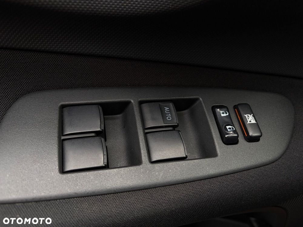 Toyota Auris 1.6 VVT-i Luna - 29