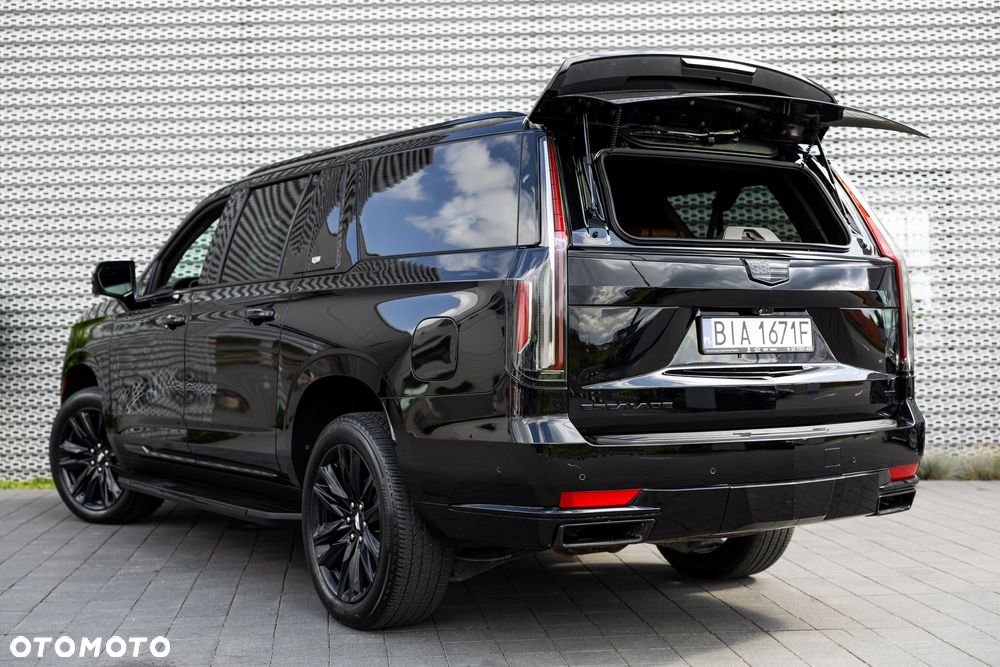 Cadillac Escalade - 14