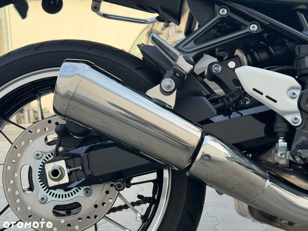 Kawasaki Z 900 RS - 17