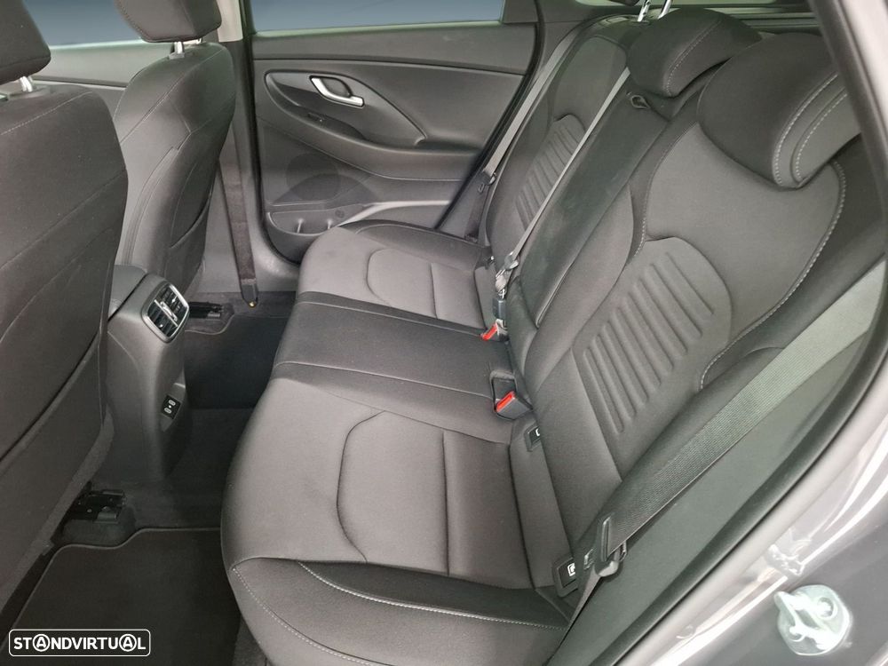 Hyundai i30 — fotografia 11