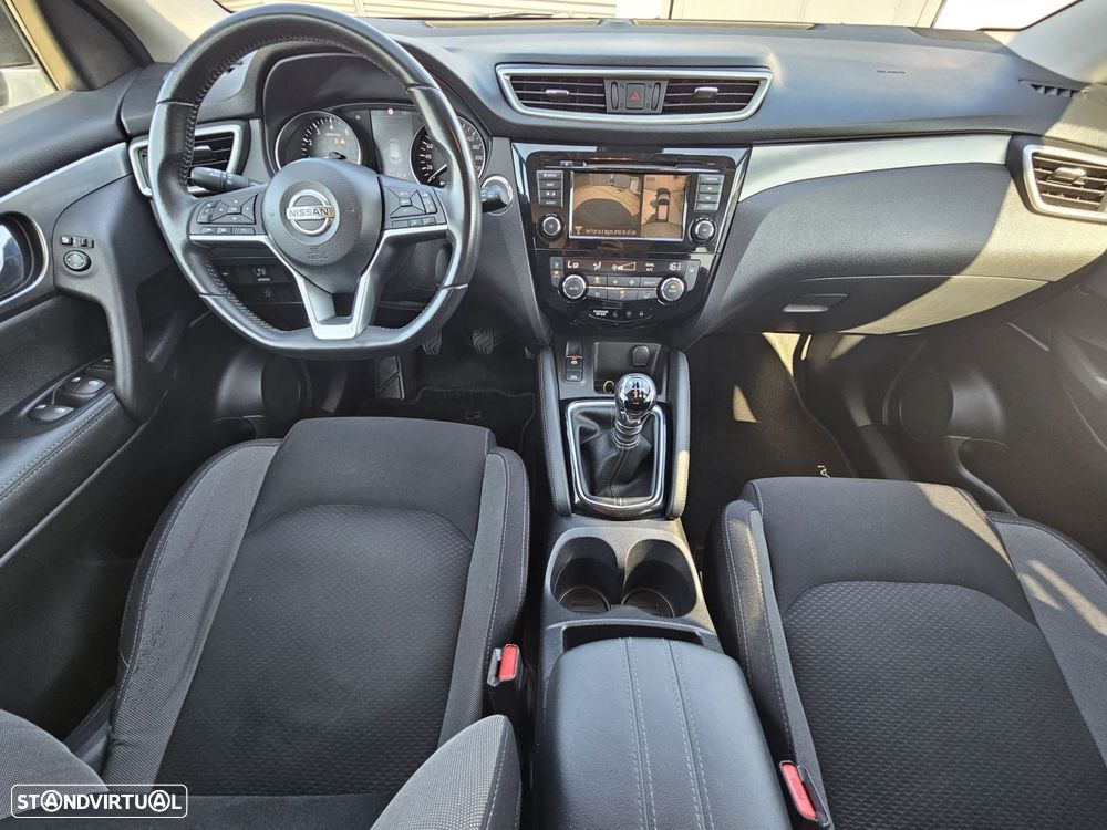 Nissan Qashqai 1.3 DIG-T N-Connecta LED+SKY - 17