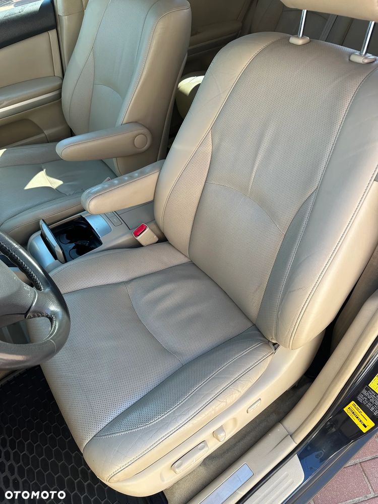 Lexus RX - 6