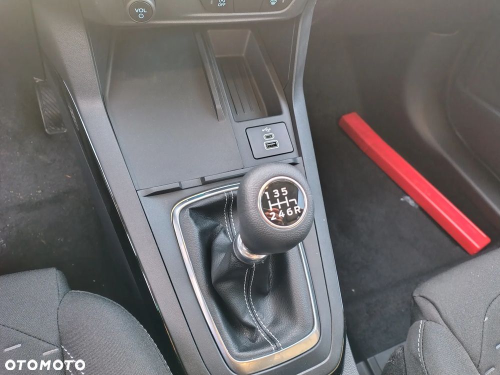 Ford Puma 1.0 EcoBoost mHEV Titanium - 13