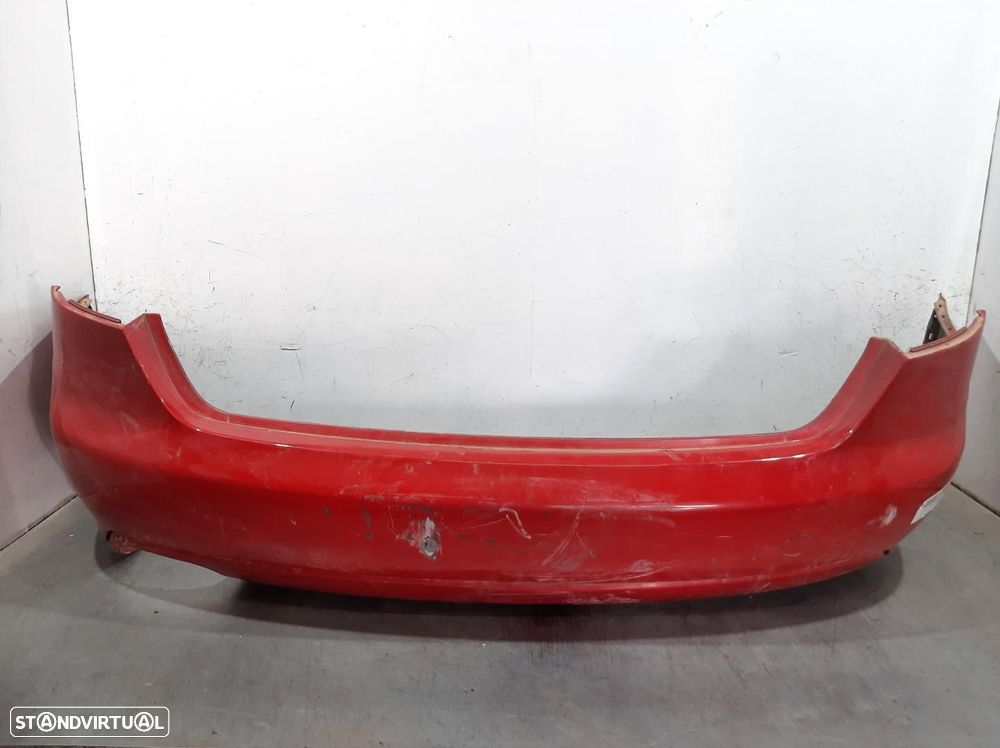 PARA-CHOQUES TRASEIRO AUDI A4 - 1