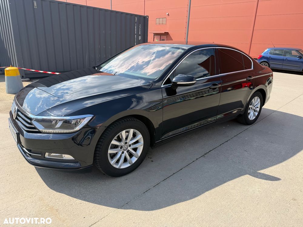 Volkswagen Passat 2.0 TDI DSG Comfortline - 3