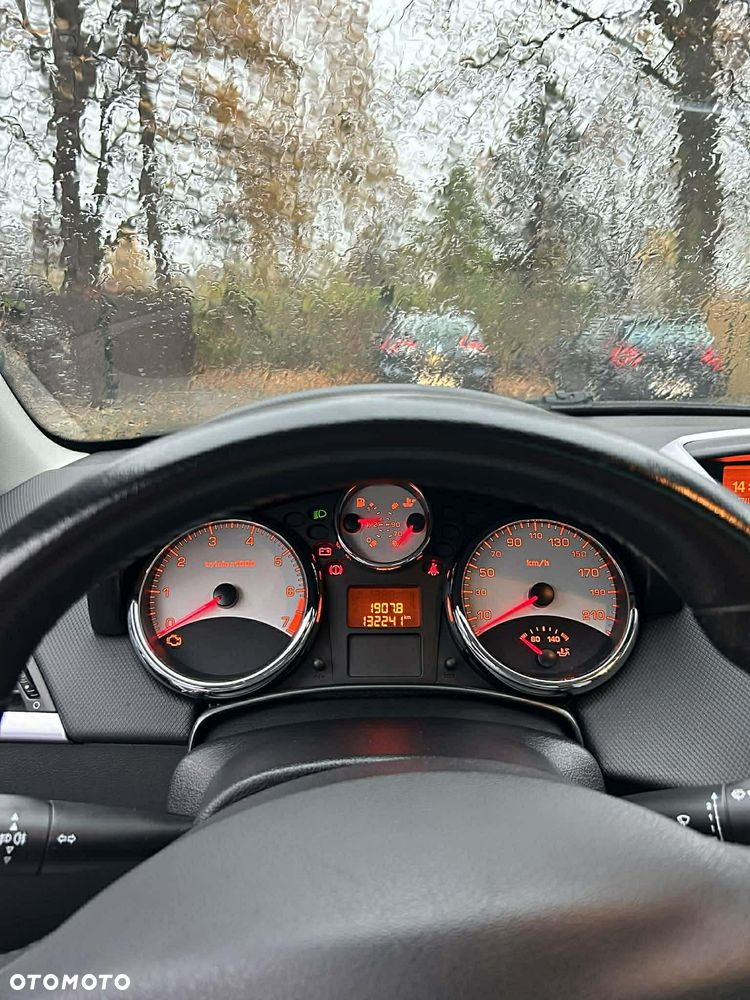 Peugeot 207 CC 150 Turbo Platinum - 6