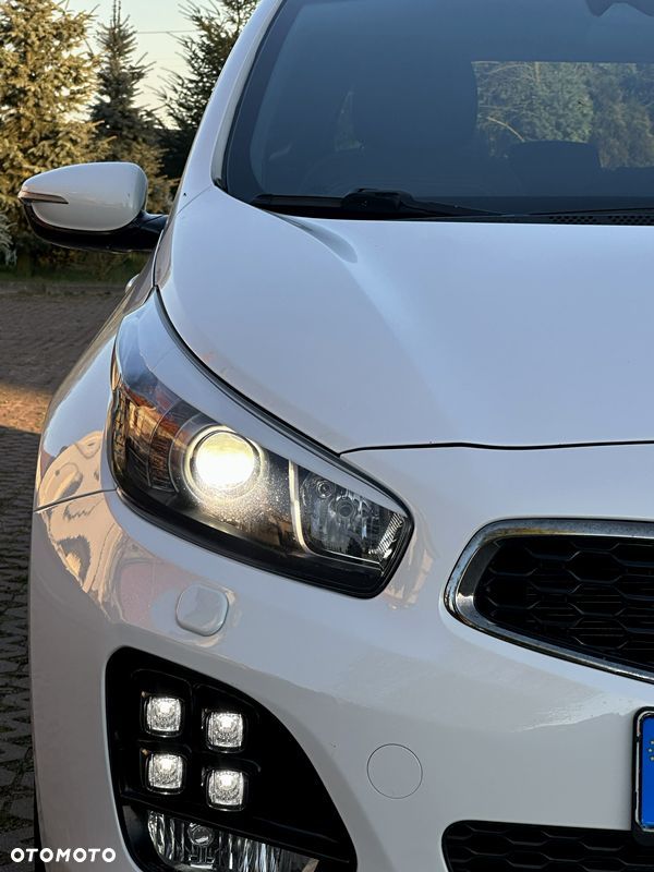 Kia Ceed 1.6 CRDi 136 DCT ISG GT Line - 29